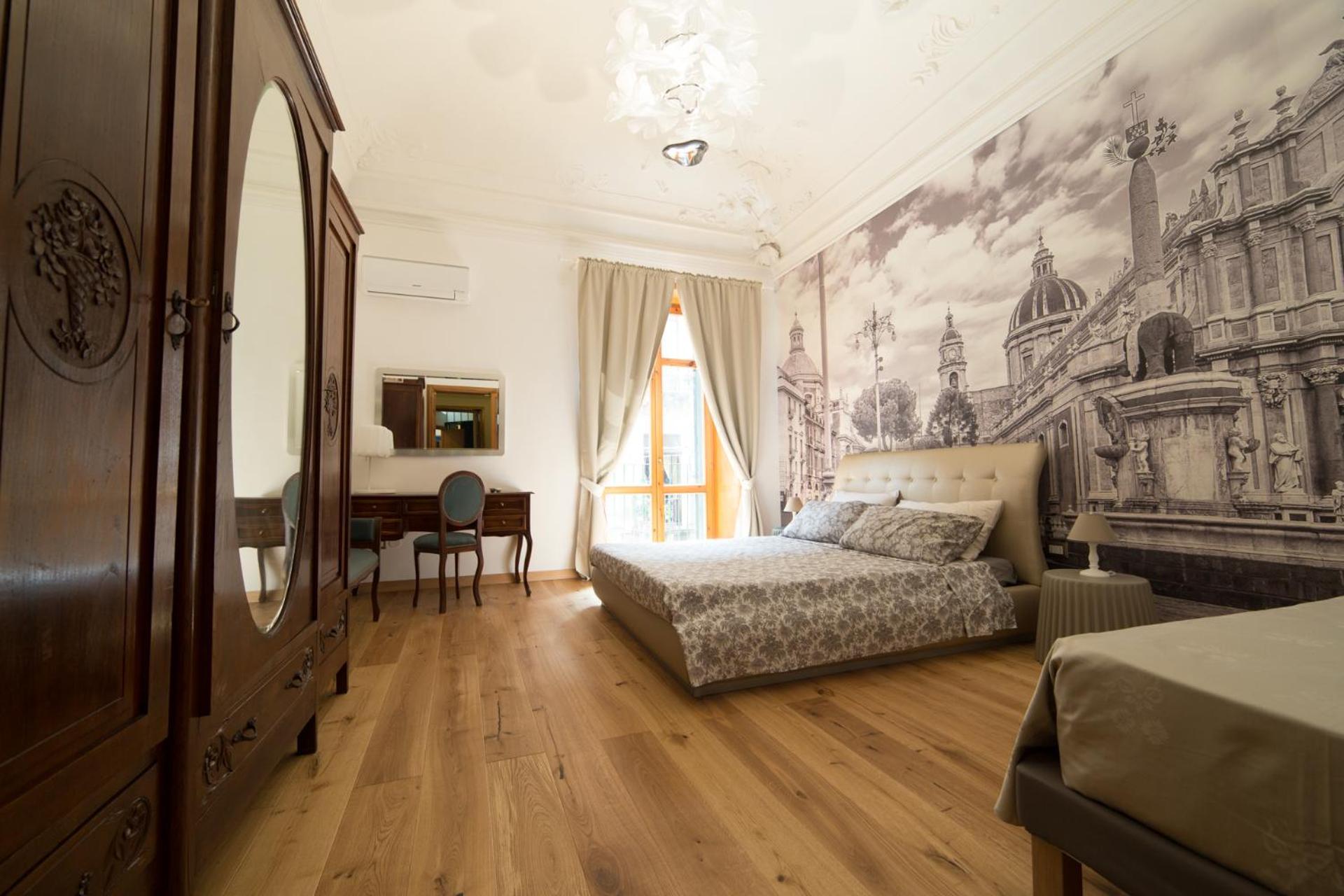 Umberto Flat City Center Катанія Екстер'єр фото