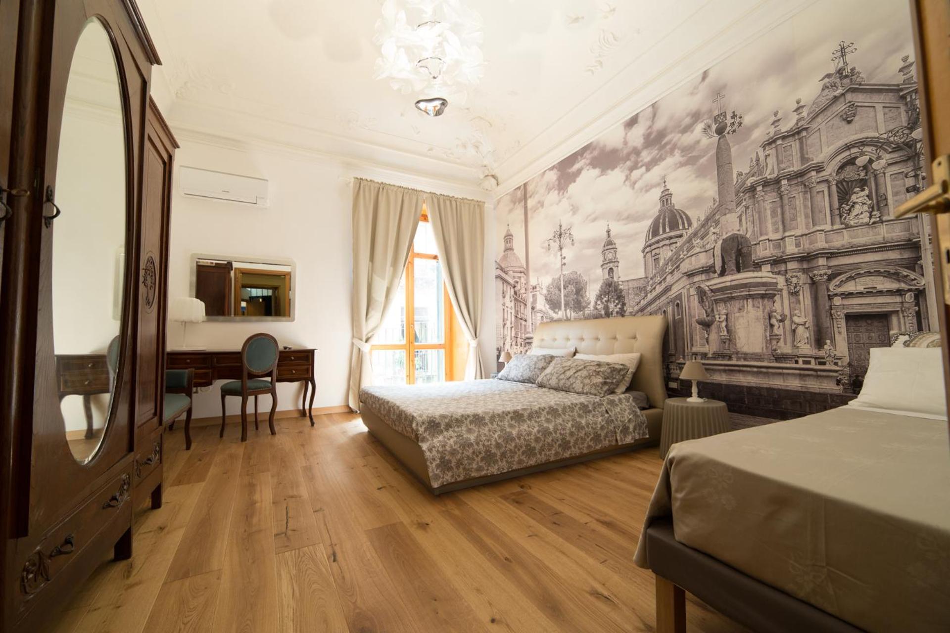 Umberto Flat City Center Катанія Екстер'єр фото